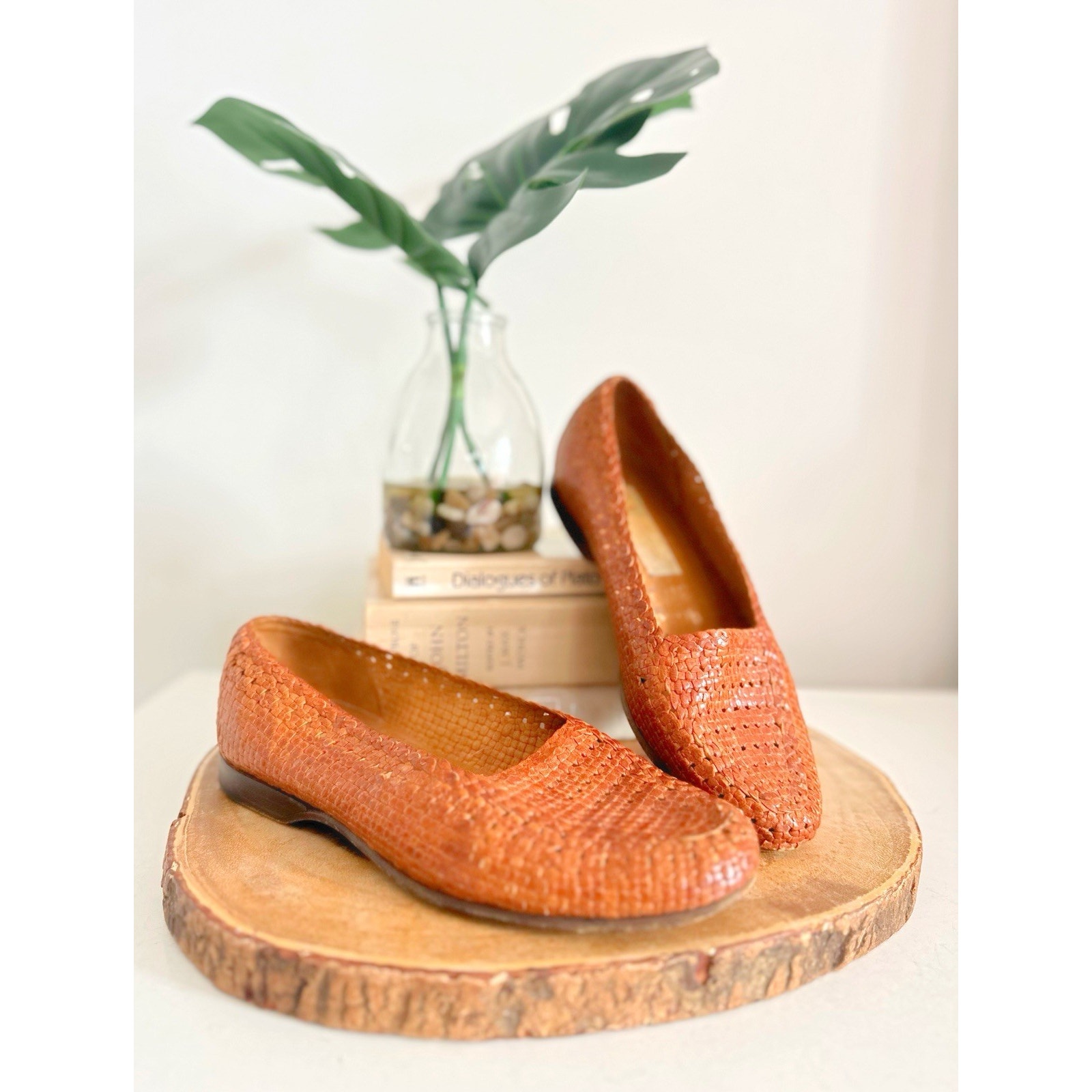 Vintage 70’s Gucci Us Size 8 Woven Leather Loafer Flats